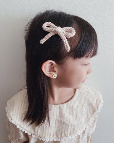 Puff Hand Knitted Bow