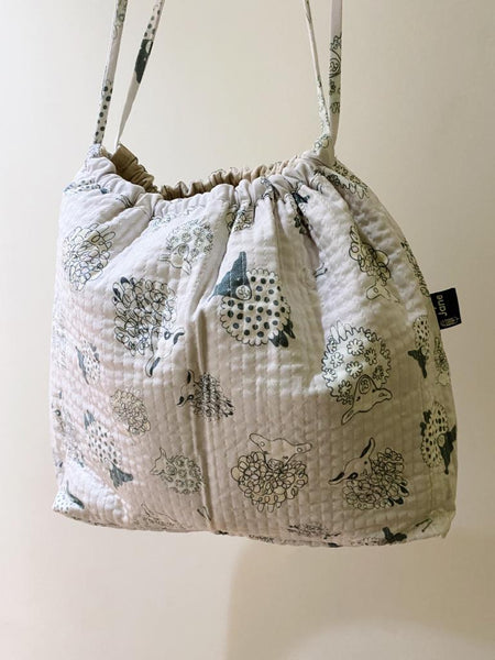 Multipurpose Quilted Tote - lambs