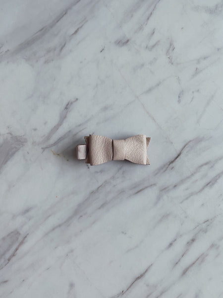 Leather Baby Bow Clippy