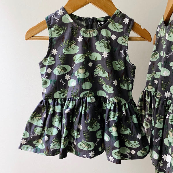 Twirly Peplum Top - frogs