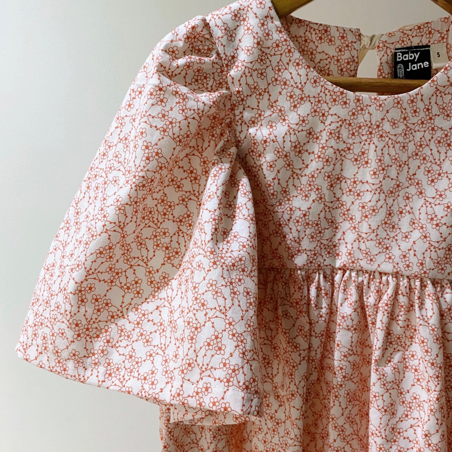 Elisse Dress - mini red daisies